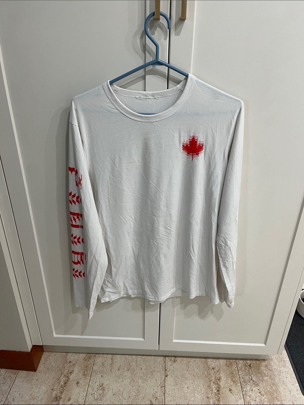 Men’s Lululemon Team Canada Long sleeve